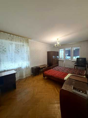 Вацлава Гавела бульв. (Івана Лепсе), 30