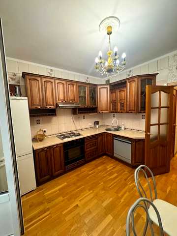 Ярослава Музики вул. (), 34