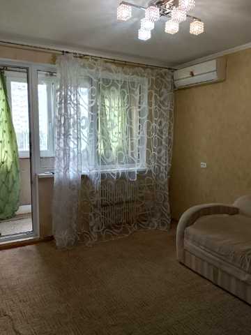 Метробудівників вул., 32
