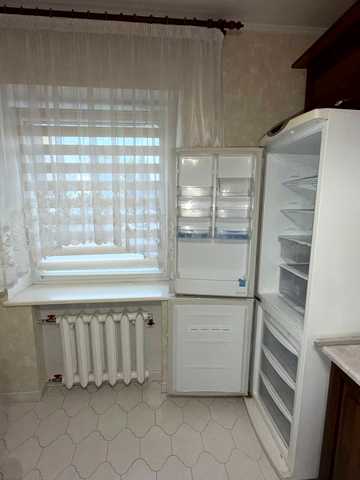 Озерна вул., 10/1б