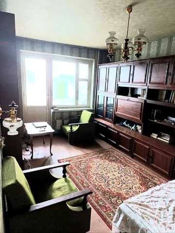 Чураївни вул., 11