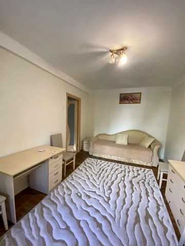 Оріхуватська вул. (Бурмистенка), 8к2