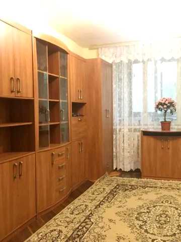 Єреванська вул., 8-А