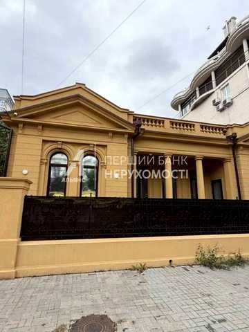 Затишна вул., 7