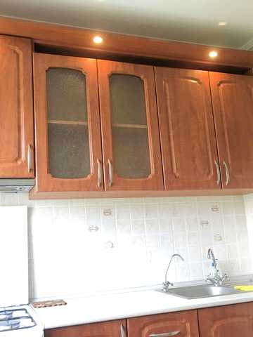 Йорданська вул. (Лайоша Гавро), 8