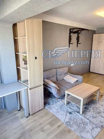 Пантелеймона Куліша вул. (Челябінська), 1