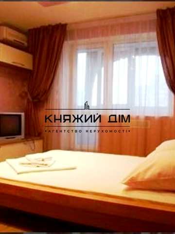 Золотоустівська вул., 48/5