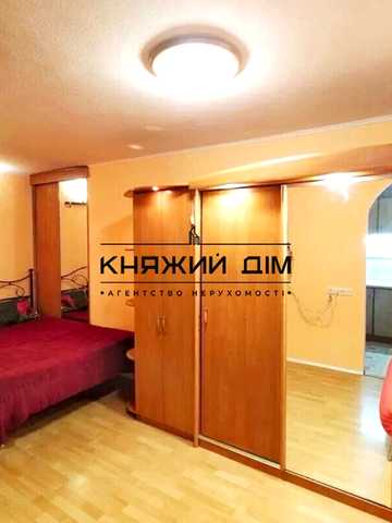 Михайла Бойчука вул. (Кіквідзе), 26