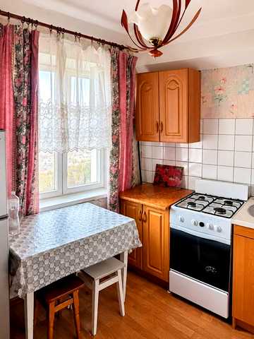 Митрополита Андрея Шептицького вул. (Анатолія Луначарського), 24