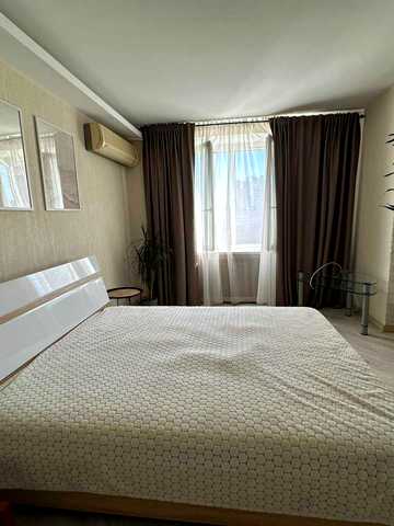 Петра Григоренка просп., 15