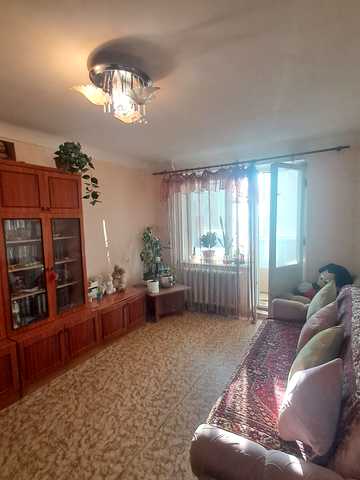 Лесі Українки просп. (50 років Жовтня), 51