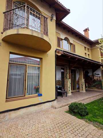 Бірюзова
