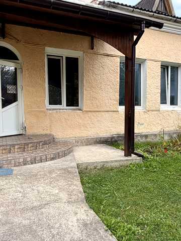 Гуцульського Повстання вул., 5
