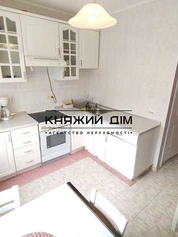 Бориса Гмирі вул., 9-А
