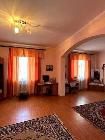 Данила Галицького, 79