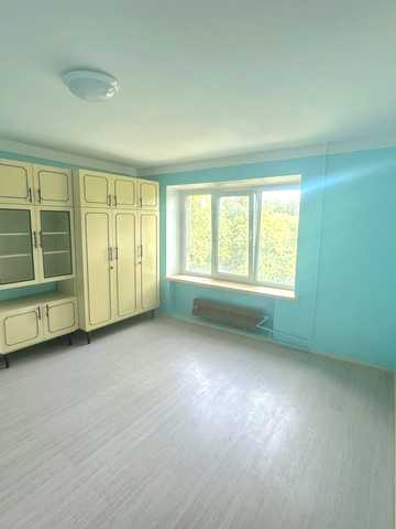 Залозецького вул., 79