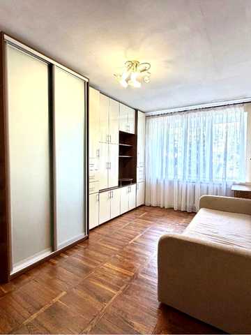 Олени Теліги вул., 57