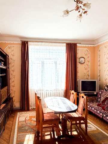 Осипа Турянського вул., 1