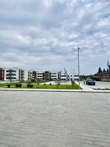 4-й Леоніда Каденюка проїзд, (Будинок)