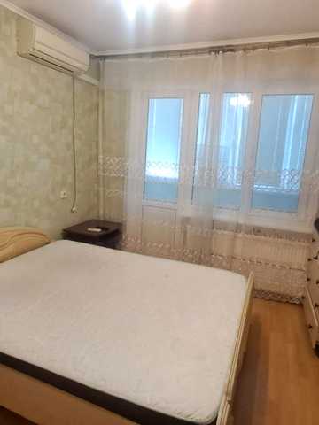 Святоюріївська вул., 22