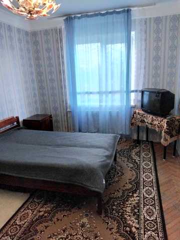 Амвросія Бучми бульв., 5/1