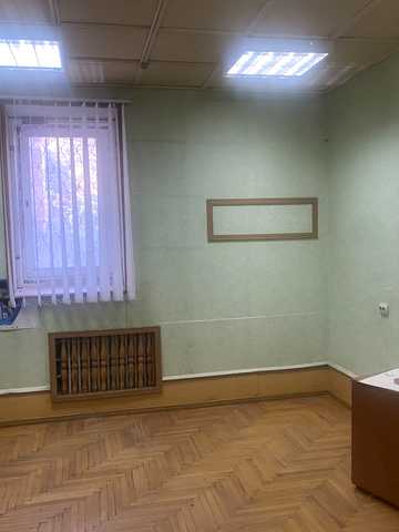 Карпенка вул., 6