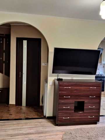 Південна вул., 52