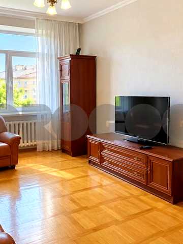 Тарасівська вул., 3