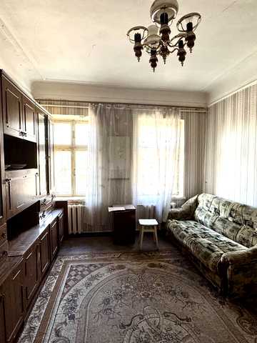 Олександра Свіща вул. (Середня), 11
