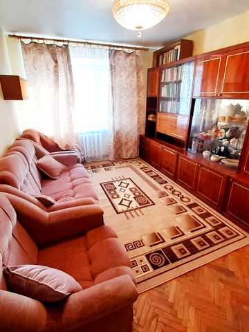 Лесі Українки бульв., 19