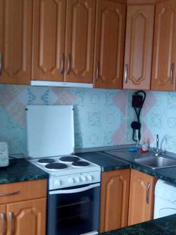 Академіка Глушкова просп., 34