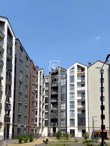 Анатолія Луценка вул., (Будинок 18)