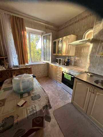 Кримська вул., 84