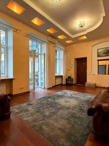 Велика Васильківська вул. (Червоноармійська), 25