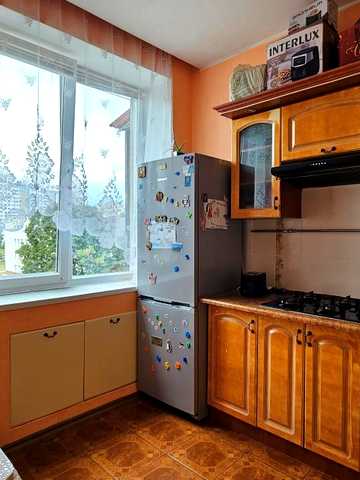 Новодарницька вул., 2/17