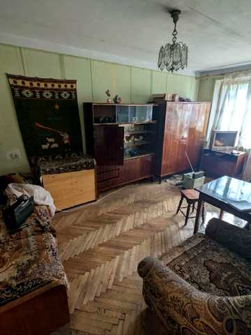 Медової Печери вул. (), 67