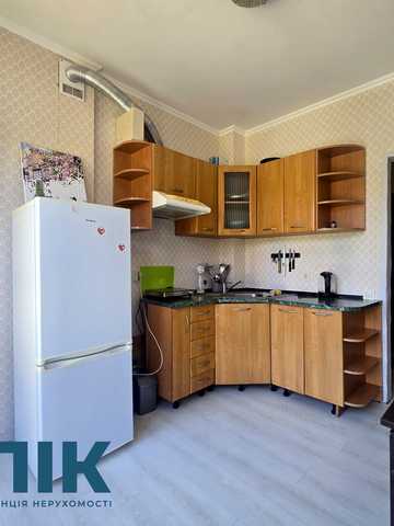Метрологічна вул., 58