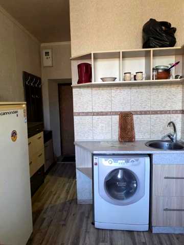 Миру вул., 14