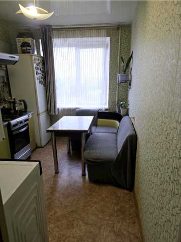 Миру вул., 7