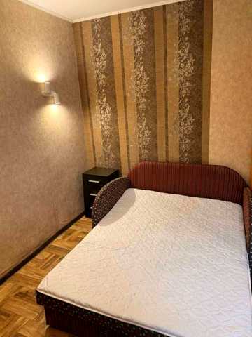 Футуристів пров., 5