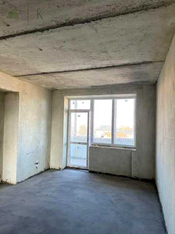 Богдана-Ігора Антонича вул., 5