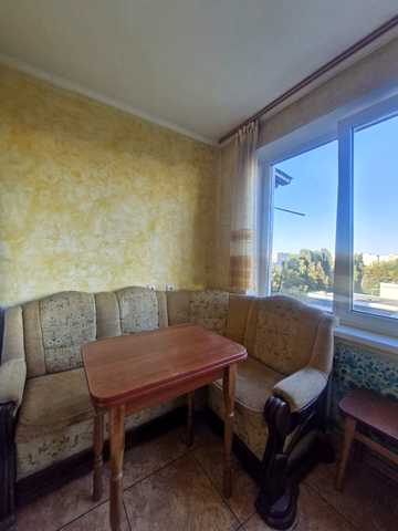 Жмеринська вул., 16
