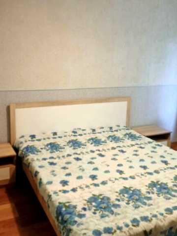 Богатирська вул., 14