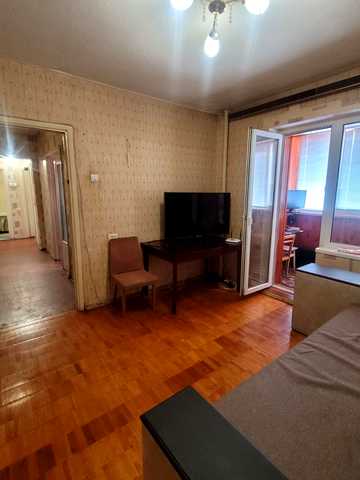 Автозаводська вул., 71