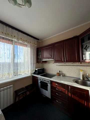 Райдужна вул., 57