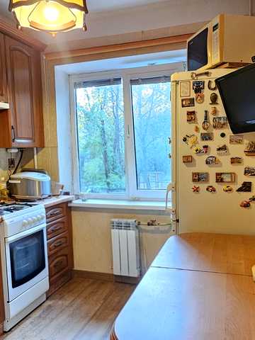 Академіка Шалімова вул. (Героїв Севастополя), 11-Б