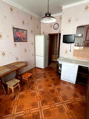 Голосіївський просп. (40-річчя Жовтня), 106/2