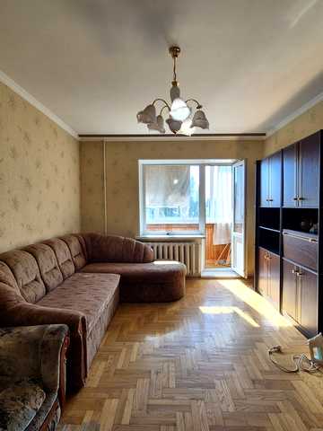 Прирічна вул., 29