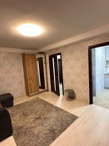 Ентузіастів вул., 3