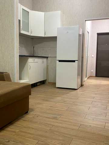 Магістральна вул., (Будинок)